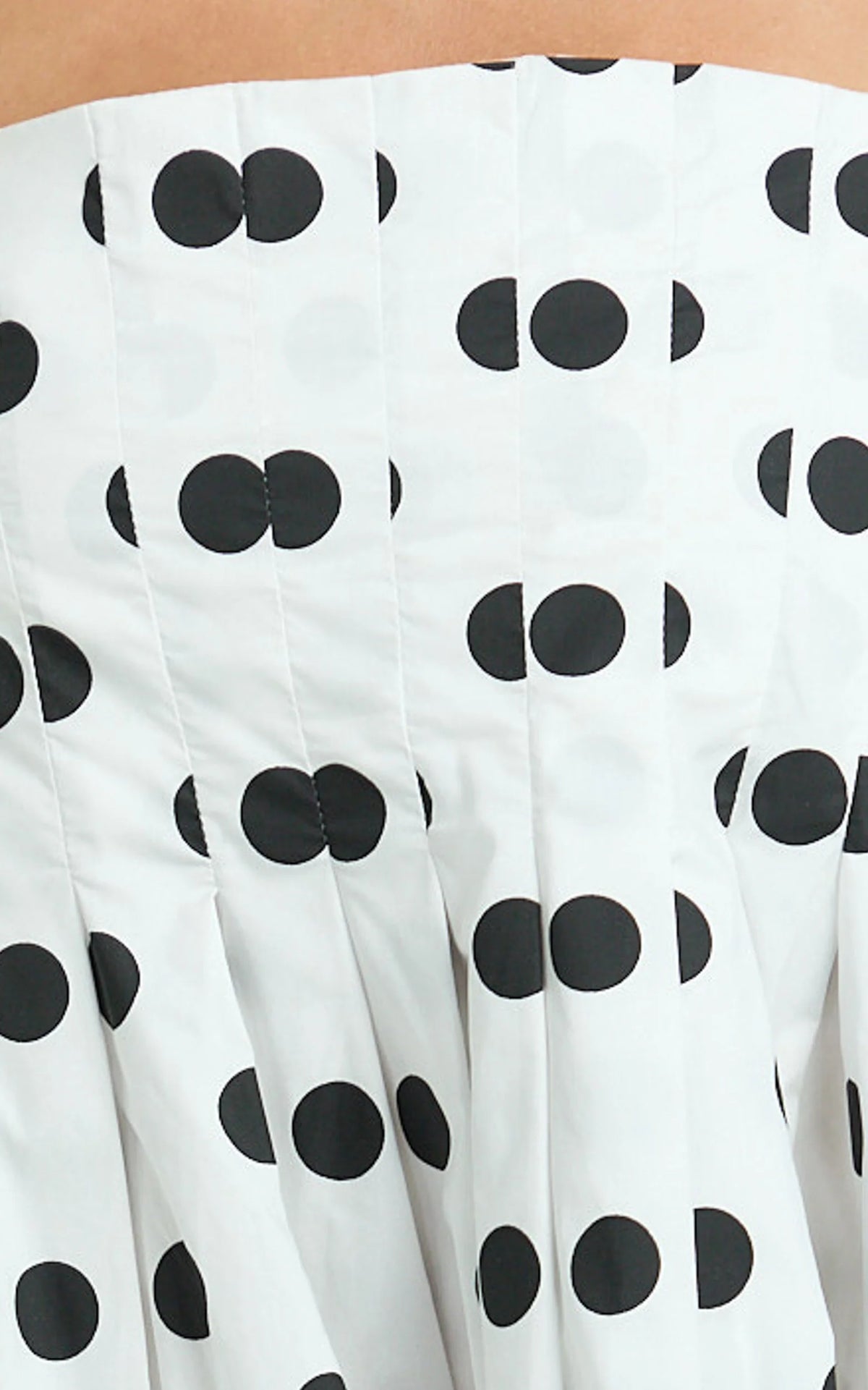 Sia Mini Dress - Sleeveless Straight Neck A Line Dress in White with Black spot